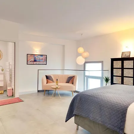 130 M2, 3 Yatak Odalı, 2 Banyolu , 5th - Pantheon- Notre Dame Bölgesinde