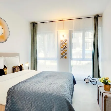 Daire 130 M2, 3 Yatak Odalı, 2 Banyolu , 5th - Pantheon- Notre Dame Bölgesinde Paris